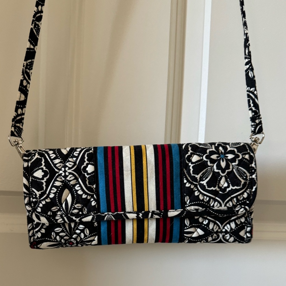 Vera Bradley Black and White Floral Clutch Crossbody Purse